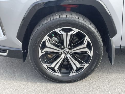 Used 2022 Toyota RAV4 XSE image 11