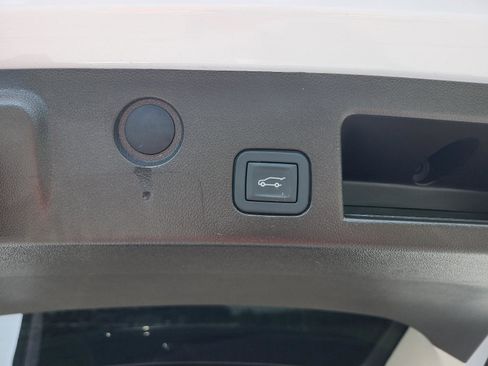 Used 2026 GMC Terrain Denali AWD/4WD image 10