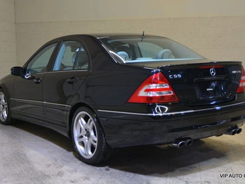 Used 2005 Mercedes-Benz C 55 AMG Sedan image 3