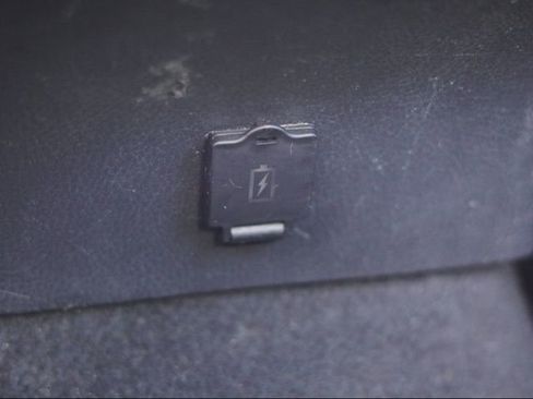 Used 2021 Toyota Camry XSE w/ Navigation Upgrade Package image 33