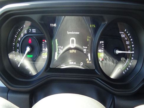 Certified 2025 Jeep Wrangler Unlimited Sahara w/ Safety Group AWD/4WD image 22