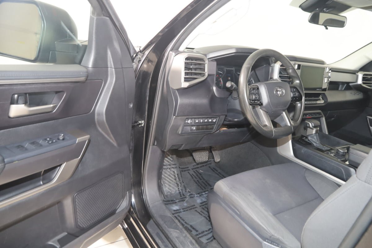 Used 2022 Toyota Tundra SR5 AWD/4WD image 41