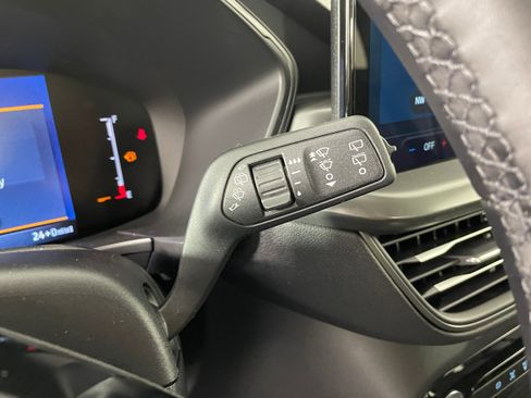 New 2025 Ford Escape SE w/ Class II Trailer Tow Package image 18