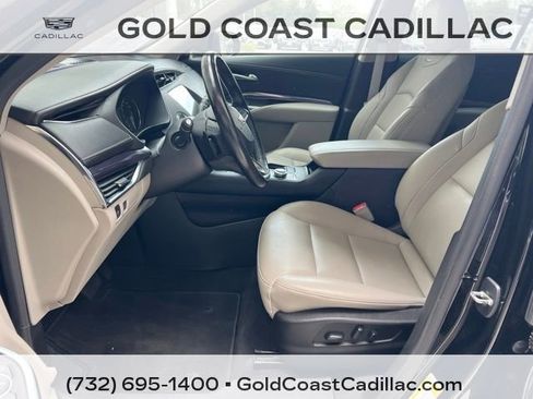 Certified 2023 Cadillac XT4 Luxury FWD image 14