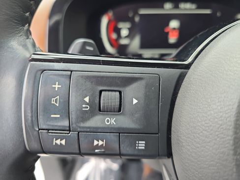 Certified 2023 Nissan Pathfinder Platinum image 17