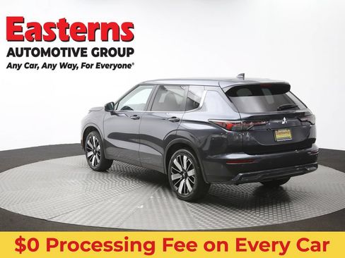 Used 2025 Mitsubishi Outlander SE AWD/4WD image 64