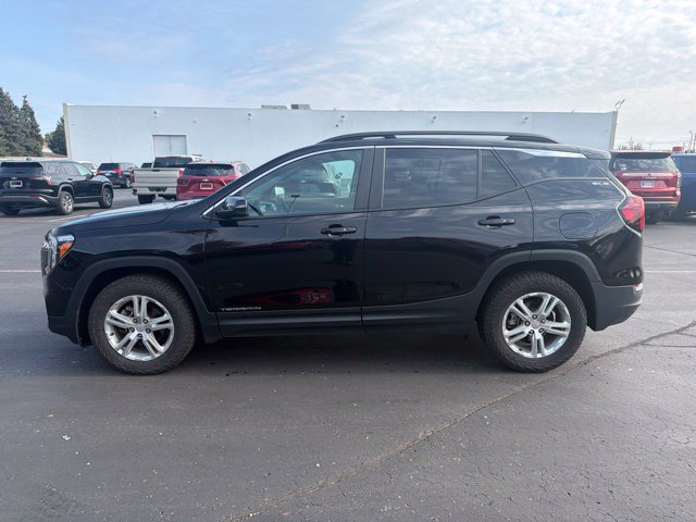 Used 2024 GMC Terrain SLE w/ Driver Convenience Package AWD/4WD image 1