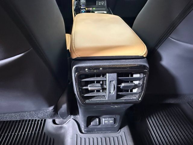 Used 2022 Lexus NX 250 FWD image 29