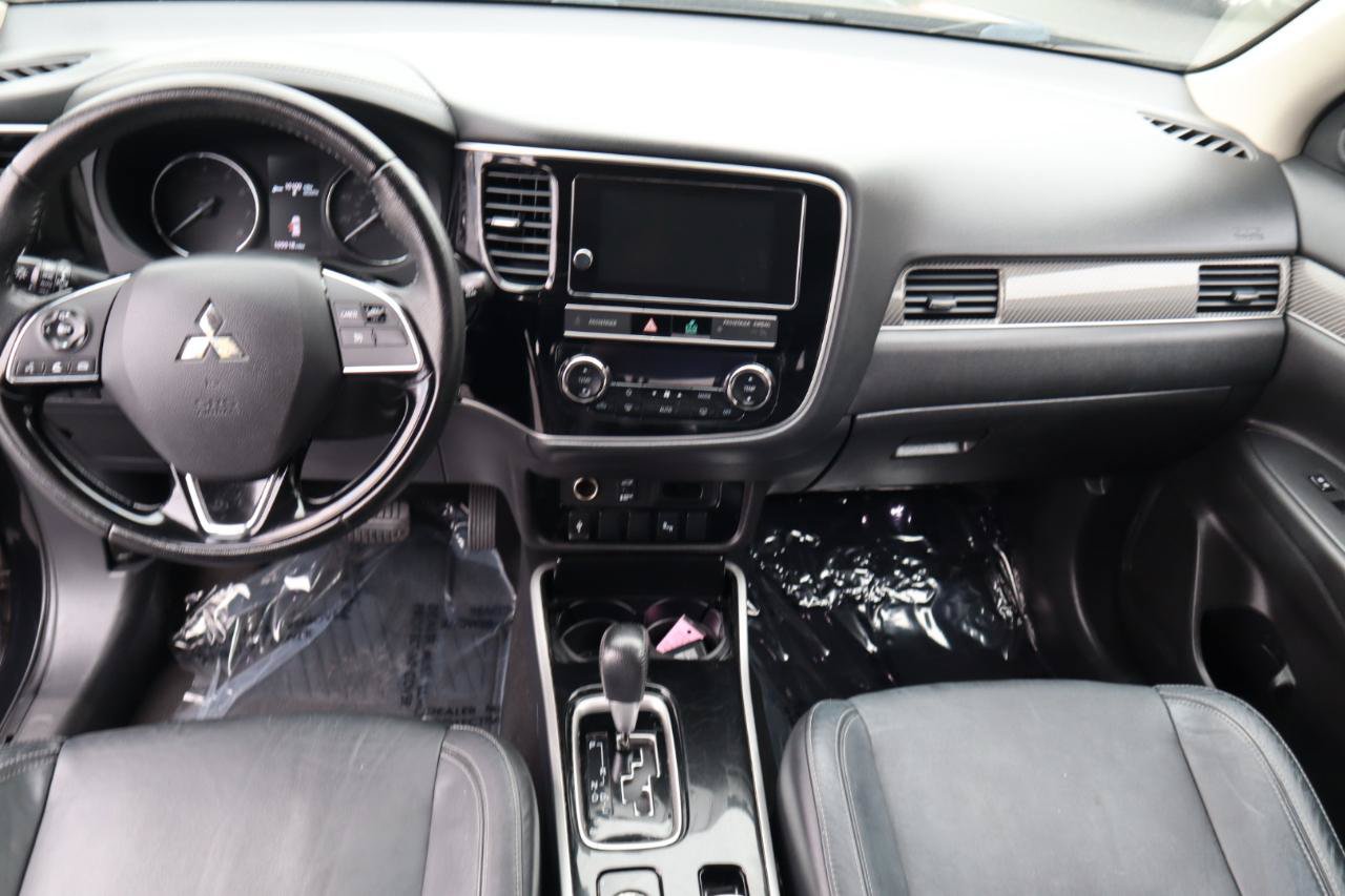 Used 2019 Mitsubishi Outlander SEL AWD/4WD image 49