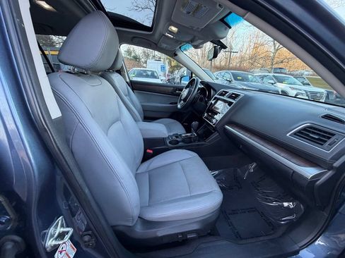 Used 2018 Subaru Outback 2.5i Limited AWD/4WD image 30