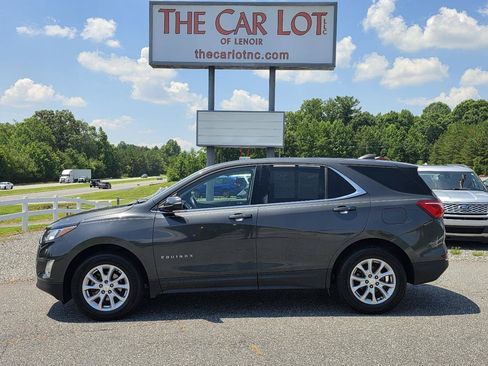 Used 2018 Chevrolet Equinox LT AWD/4WD image 2