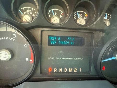 Used 2014 Ford F250 XL w/ Power Equipment Group RWD image 9