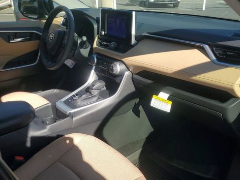 New 2025 Toyota RAV4 XLE image 33