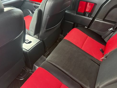 Used 2012 Toyota FJ Cruiser 4WD w/ Trail Teams Special Edition image 13