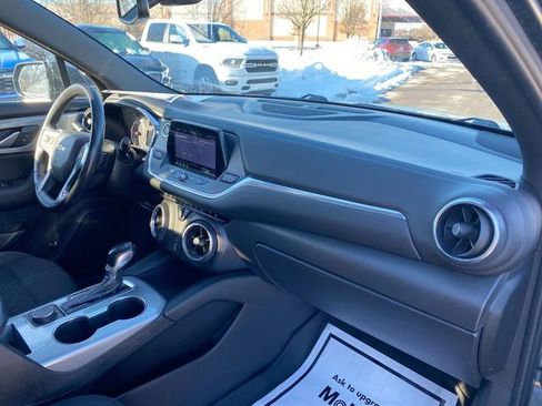 Used 2020 Chevrolet Blazer LT image 27