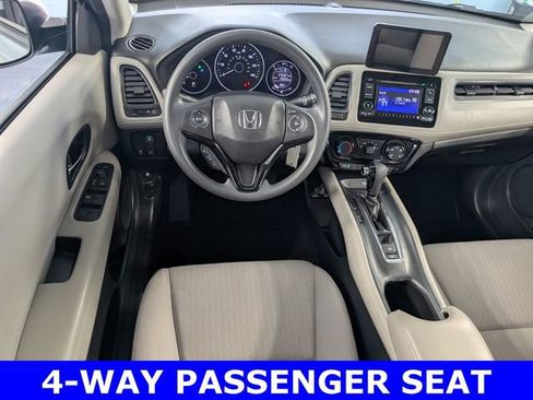 Used 2017 Honda HR-V LX image 8