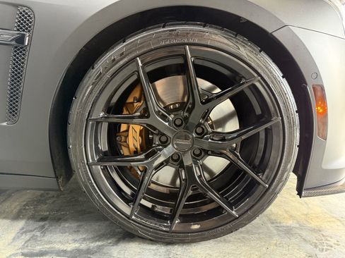 Used 2017 Cadillac CTS V w/ Carbon Fiber Package RWD image 59