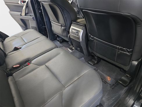 Certified 2023 Lexus GX 460 Premium w/ Premium Package image 11