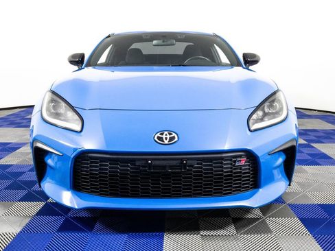Used 2023 Toyota GR86 Premium RWD image 2