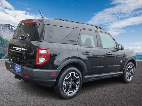 Certified 2023 Ford Bronco Sport Outer Banks w/ Tech Package image 6