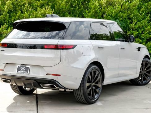 New 2026 Land Rover Range Rover Sport Dynamic SE AWD/4WD image 11