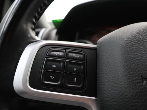 Used 2020 RAM 2500 Big Horn w/ Night Edition AWD/4WD image 15