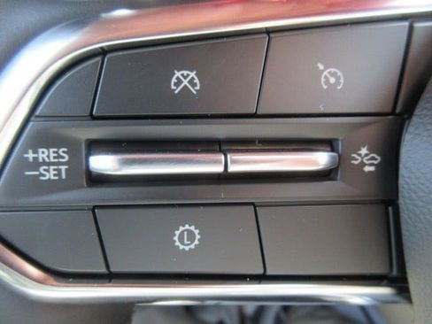 New 2026 Chevrolet Equinox LT w/ Convenience Package II FWD image 22