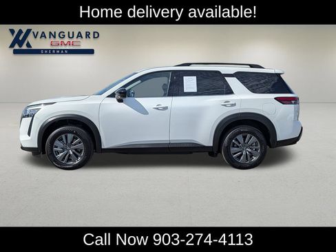 Used 2026 Nissan Pathfinder SV FWD image 4