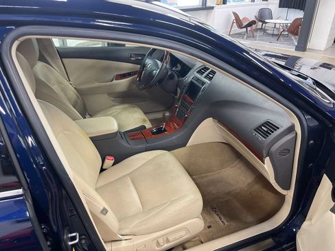 Used 2011 Lexus ES 350 FWD image 51