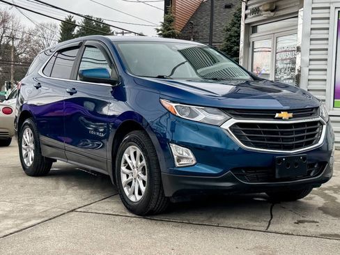 Used 2021 Chevrolet Equinox LT image 1