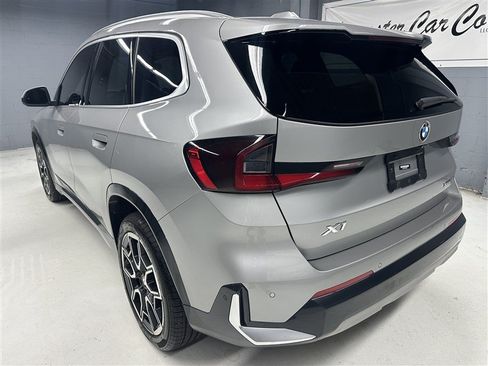 Used 2023 BMW X1 xDrive28i w/ Premium Package AWD/4WD image 4