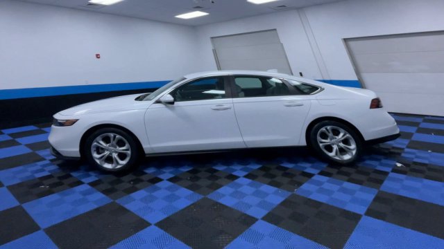 Used 2024 Honda Accord LX image 5
