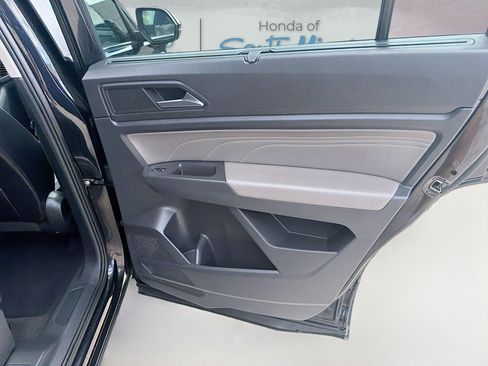 Used 2023 Volkswagen Atlas SE FWD image 30