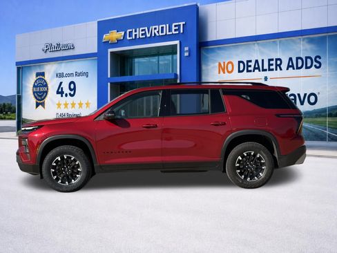 Used 2024 Chevrolet Traverse Z71 AWD/4WD image 4