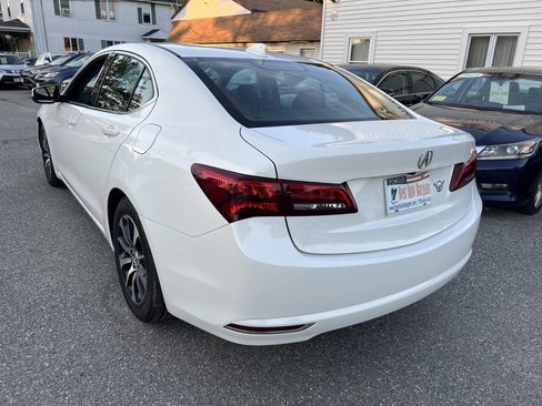 Used 2017 Acura TLX image 8