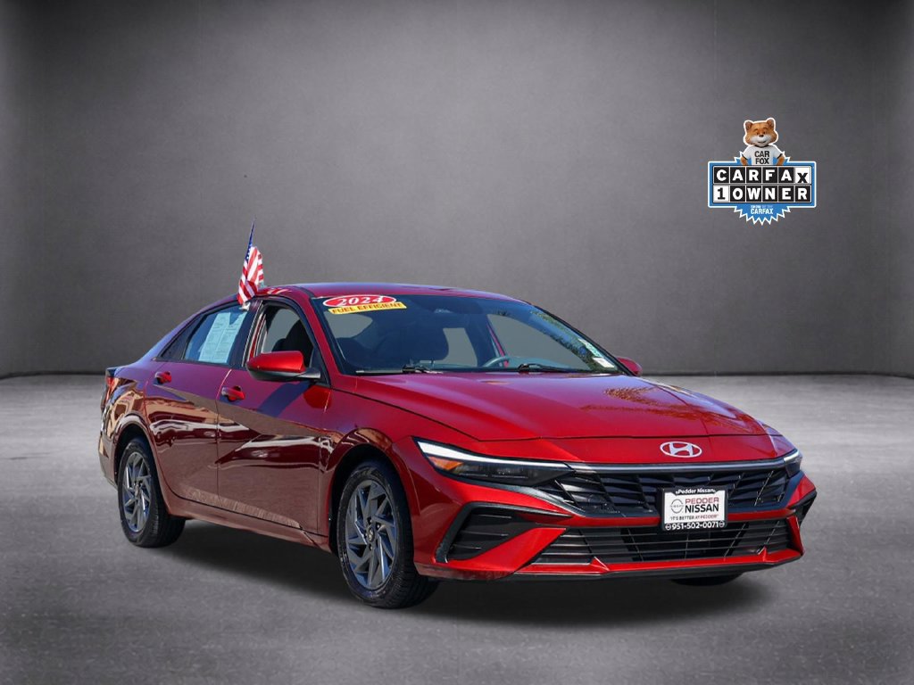 Used 2024 Hyundai Elantra SEL FWD image 2