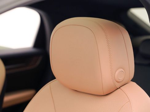 New 2026 Porsche Cayenne Coupe image 19