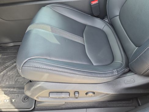 Used 2025 Honda Pilot EX-L image 28