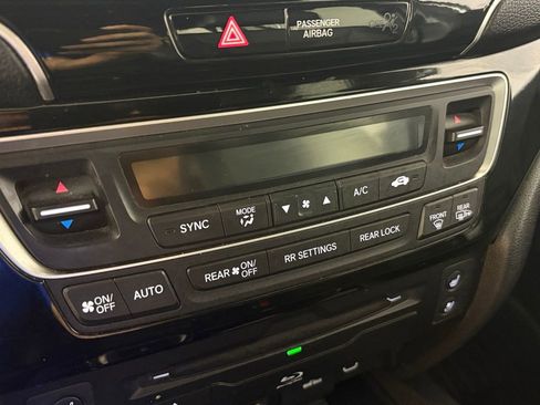 Used 2021 Honda Pilot Black Edition image 29