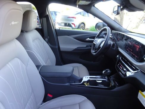 New 2026 Buick Envista Preferred FWD image 15