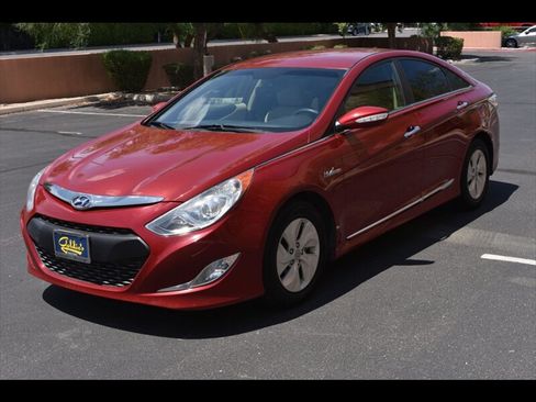 Used 2015 Hyundai Sonata Hybrid FWD image 3