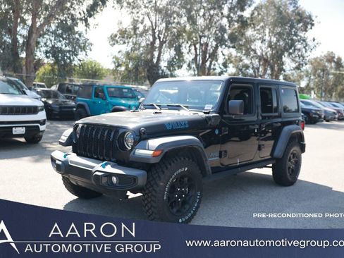 Used 2023 Jeep Wrangler Unlimited w/ Cold Weather Group image 1