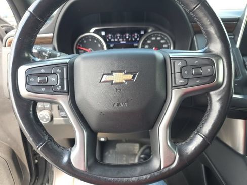 Used 2021 Chevrolet Tahoe Premier w/ Premium Package AWD/4WD image 4