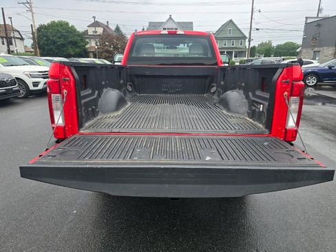 Used 2017 Ford F250 XL w/ Power Equipment Group AWD/4WD image 14