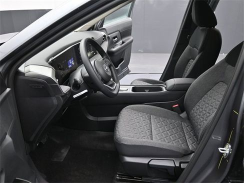 New 2026 Nissan Kicks SV image 24