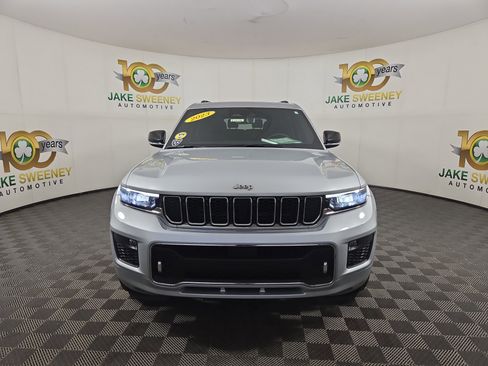 Certified 2023 Jeep Grand Cherokee L Overland w/ Luxury Tech Group IV image 3