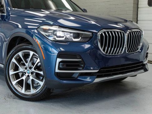 Used 2022 BMW X5 xDrive40i w/ Climate Comfort Package AWD/4WD image 9