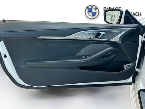 Used 2026 BMW 840i Convertible RWD image 21