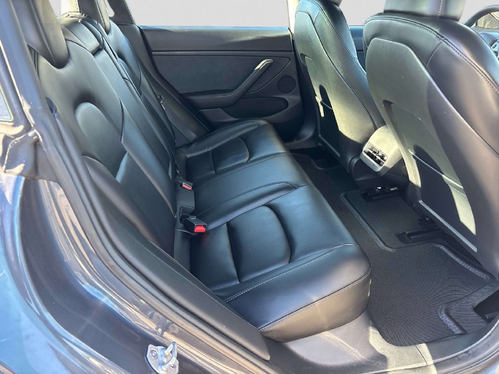 Used 2023 Tesla Model 3 Standard Range RWD image 14