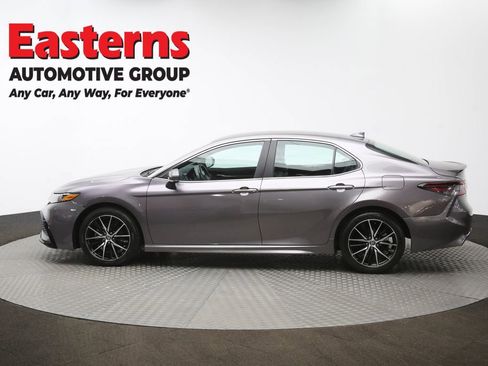 Used 2024 Toyota Camry SE image 59